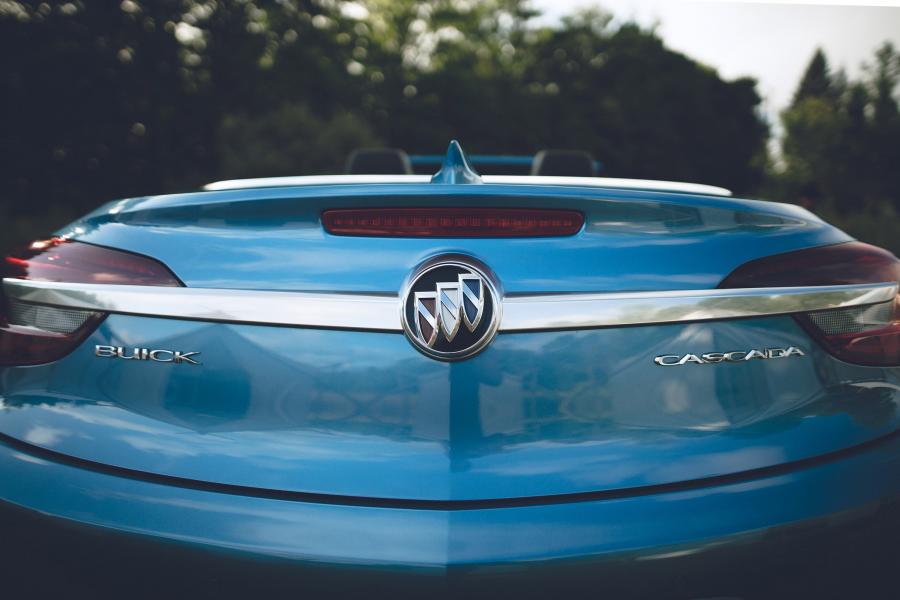 Детали экстерьера Buick Cascada Convertible 2016 года  (фото 2 из 40)
